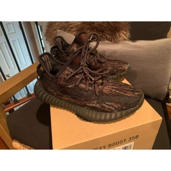 YEEZY 350 Mx Rock - Picture 2 of 3